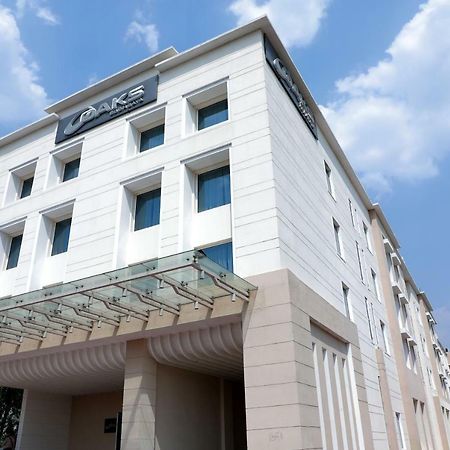 Отель Oaks Bodhgaya Экстерьер фото